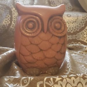 Decorative porcelain owel